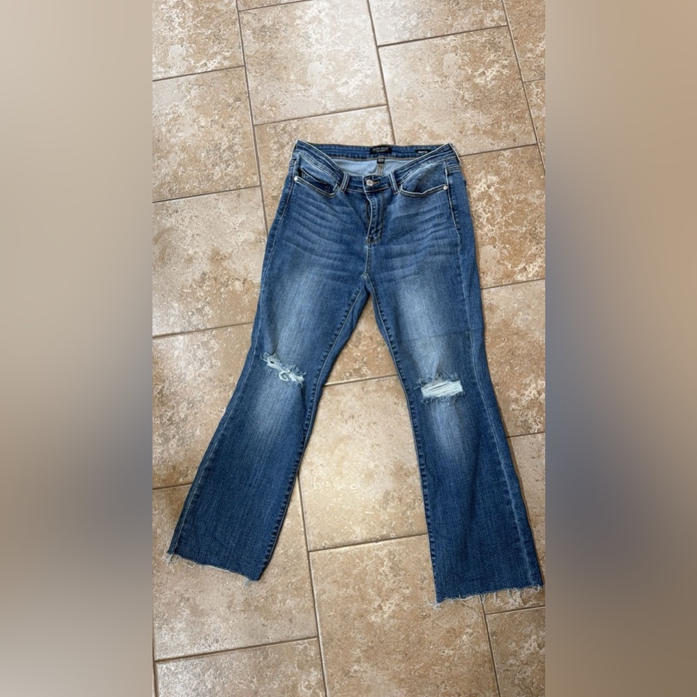 Judy blue jeans
Size 13|31
Blue jeans
Great condition